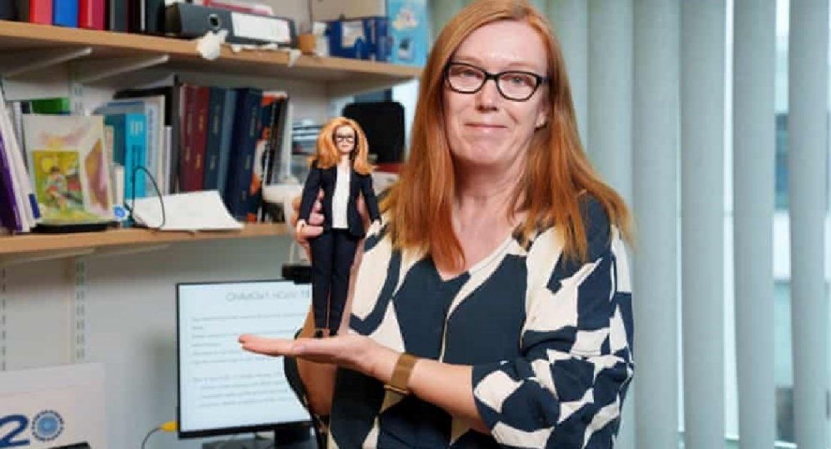 La Barbie científica: el homenaje a una de las creadoras de la vacuna contra el covid