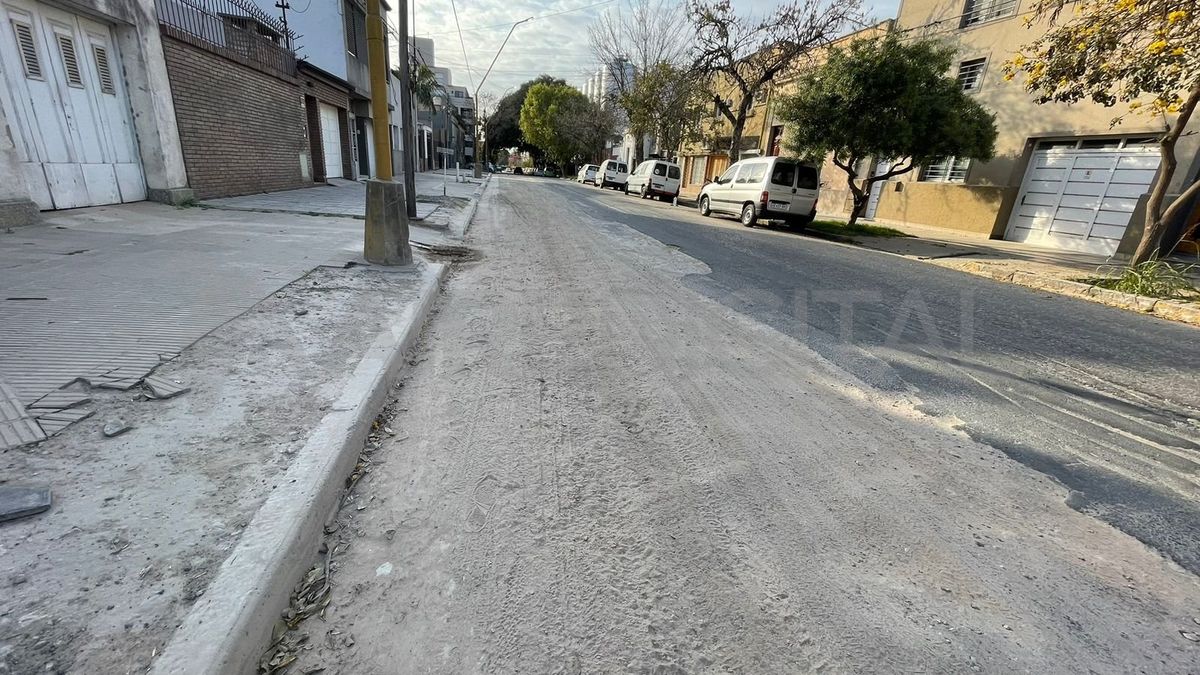 Así se encuentra la zona y donde los vecinos reclaman por la continuidad de las obras. Así se encuentra la zona y donde los vecinos reclaman por la continuidad de las obras.