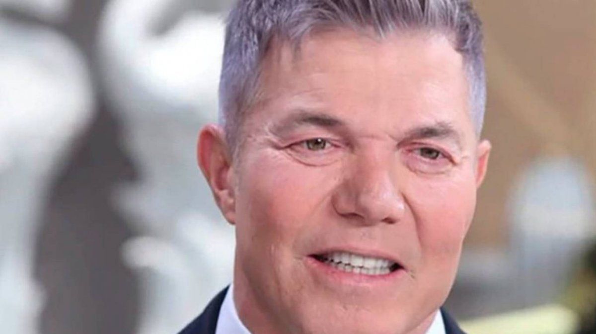 Fernando Burlando se encuentra delicado de salud.