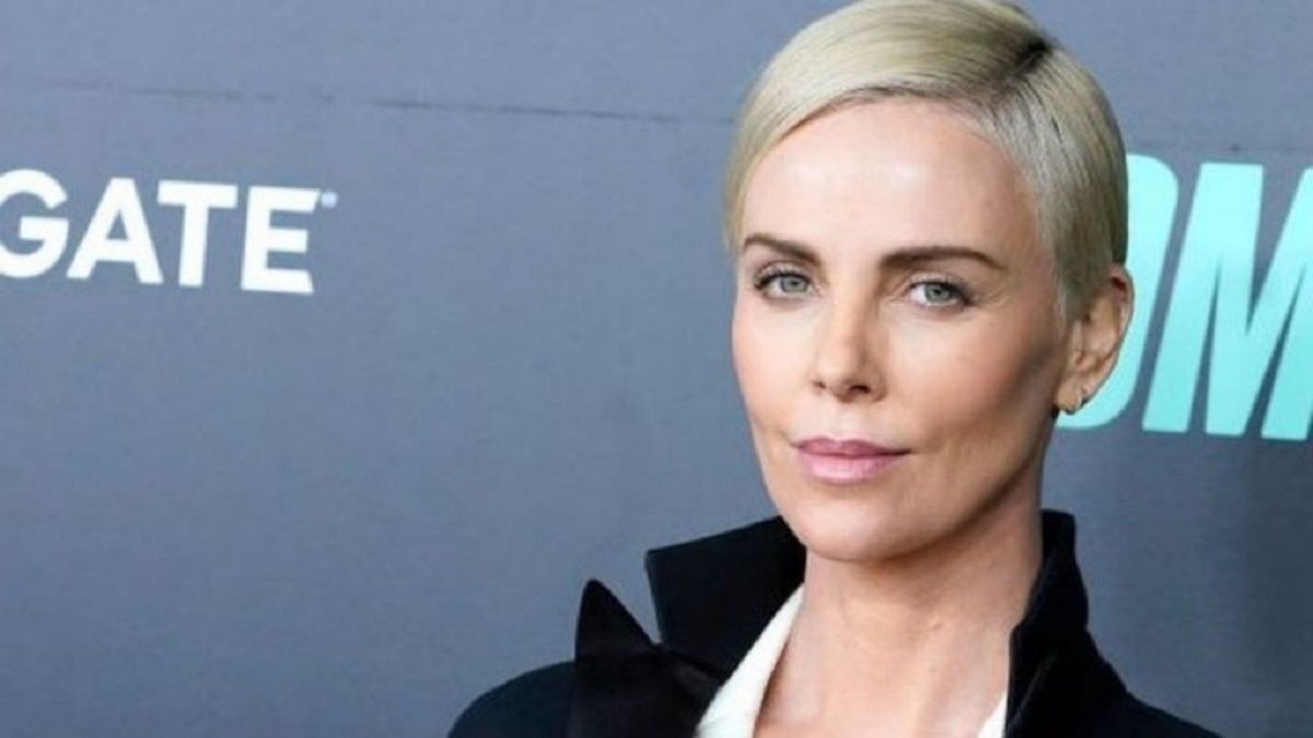 Charlize Theron y Niki Caro trabajarán juntas en una película de Netflix.