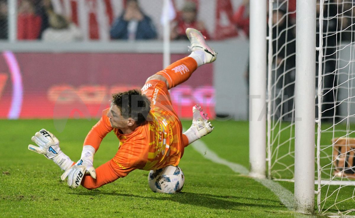 Thiago Cardozo continuará su carrera en Belgrano. Thiago Cardozo continuará su carrera en Belgrano.