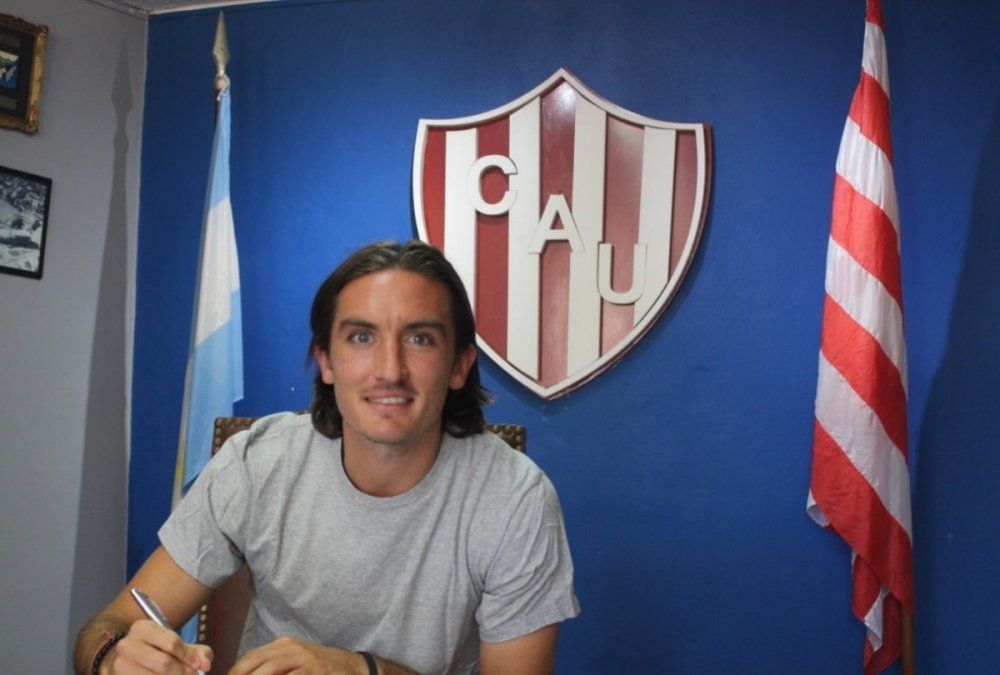 Mauro Pittón retornó a Unión y mostró su alegría por volver a vestir la camiseta rojiblanca.