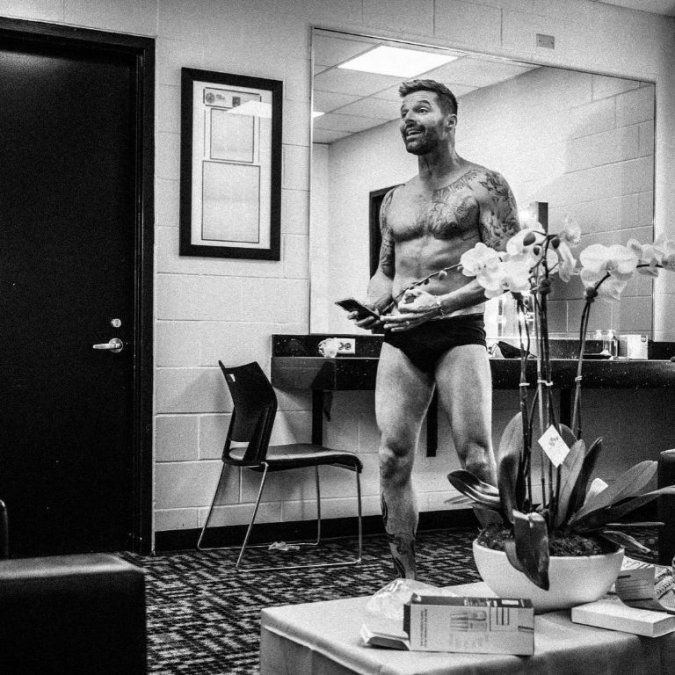 Ricky Martin sin pantalones