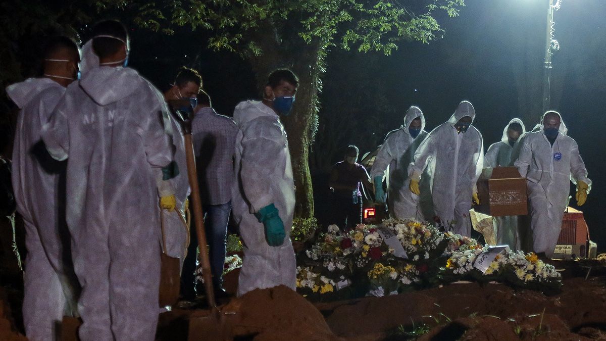 Brasil superó los 400 mil muertos por coronavirus.