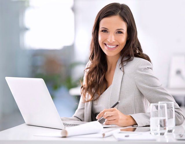 Día de la Secretaria: las más famosas de la ficción