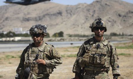 El Pentágono anunció hoy que dos objetivos importantes del grupo Estado Islámico (EI), un organizador y un operador, murieron en el ataque con drones realizado el viernes como represalia del atentado en el aeropuerto de Kabul. El Pentágono anunció hoy que dos objetivos importantes del grupo Estado Islámico (EI), un organizador y un operador, murieron en el ataque con drones realizado el viernes como represalia del atentado en el aeropuerto de Kabul.
