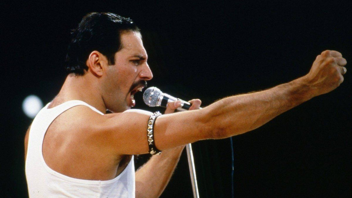 Telecinco ha realizado un emisión televisiva con un impactante homenaje al artista Freddie Mercury y a su grupo Queen.