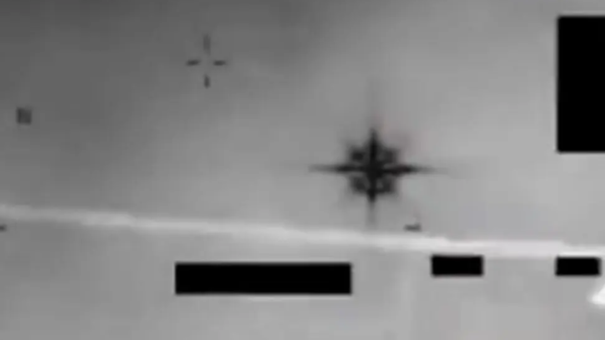 Captura del video de la Estrella Negra.