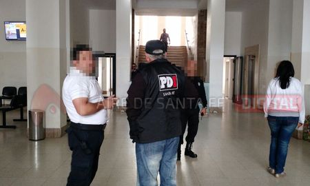 el colegio de jueces penales de santa fe avalo el allanamiento a la municipalidad de santa fe el colegio de jueces penales de santa fe avalo el allanamiento a la municipalidad de santa fe