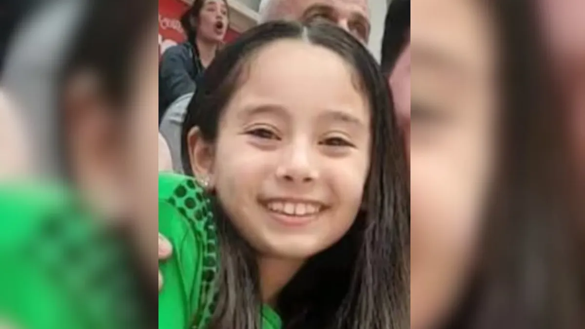 Umma, la hija del custodio de Patricia Bullrich asesinada por delincuentes en un intento de robo en Lomas de Zamora. Umma, la hija del custodio de Patricia Bullrich asesinada por delincuentes en un intento de robo en Lomas de Zamora.