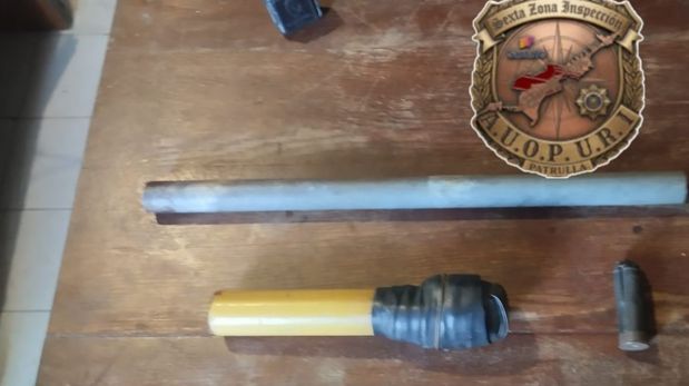 Tras el violento episodio en Colastiné Norte, la policía incautó un arma tipo chuza.&nbsp;