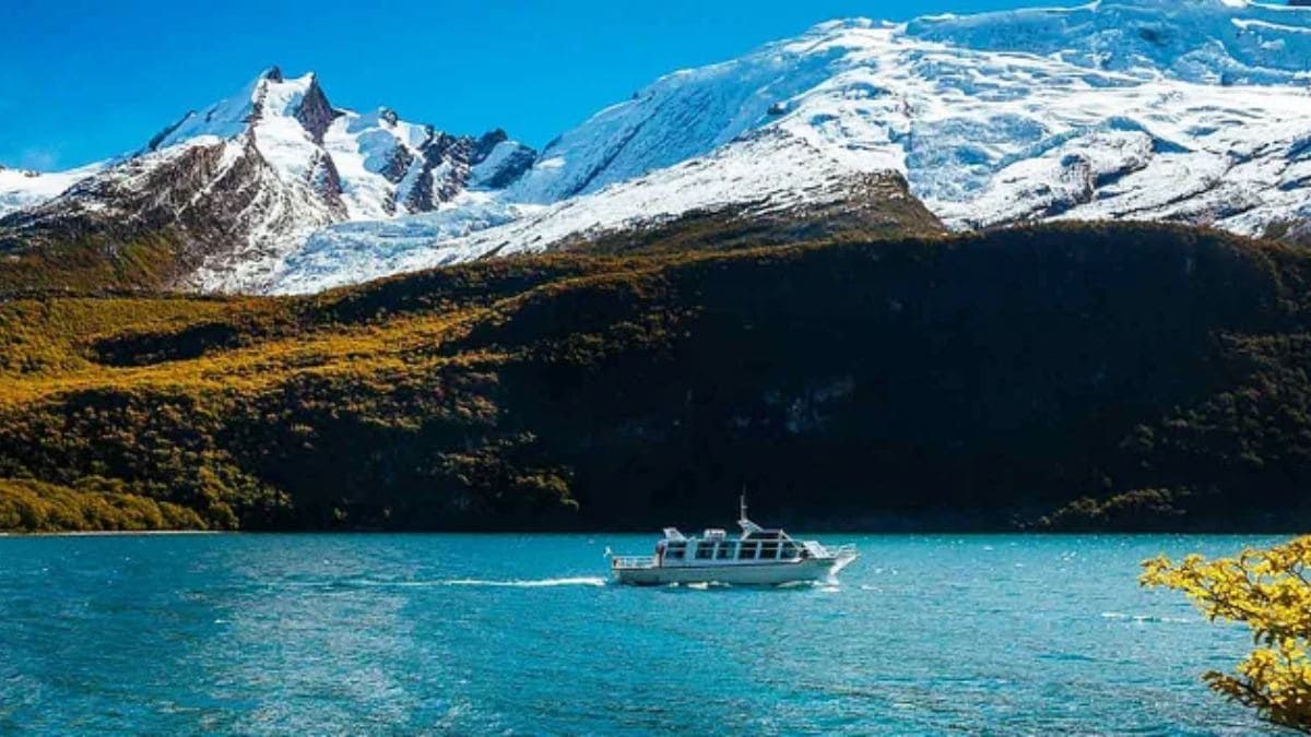 A nivel histórico, la Reserva Natural Lago del Desierto fue protagonista de una disputa entre la Argentina y Chile por su soberanía que se terminó definiendo en 1994.