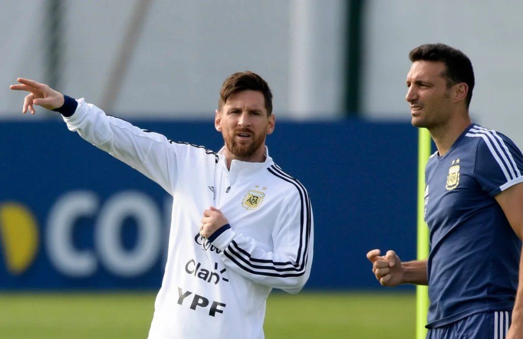 A Messi hay que tratarlo como a cualquier otro jugador, advirtió Lionel Scaloni