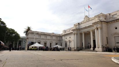 Crónica de un domingo histórico en la Legislatura: Santa Fe dejó atrás más de 100 años de tradición