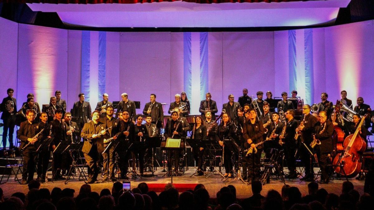 La Banda Sinfónica Municipal abre la programación del fin de semana largo con un concierto gratuito en el escenario de ATE Casa España.