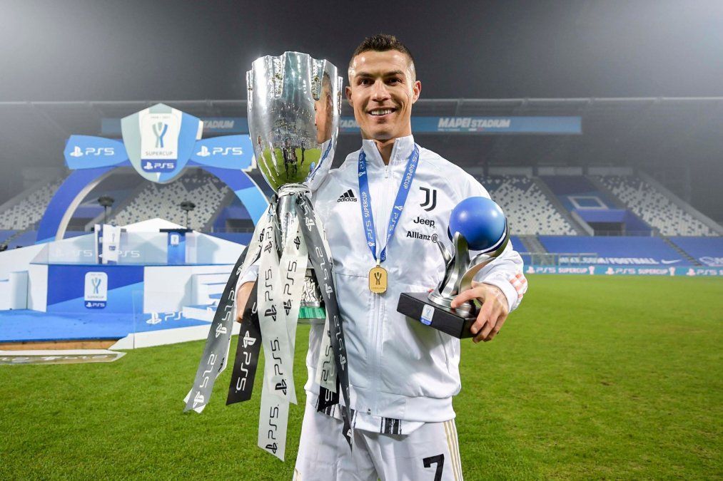 La Juventus ganó la Supercopa de Italia y Cristiano Ronaldo acumula su título N°33 como futbolista profesional.