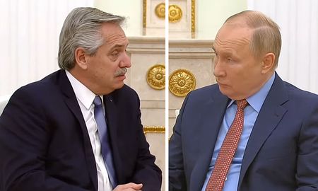 Alberto Fernández y Vladimir Putin se reunieron este jueves en Rusia. Alberto Fernández y Vladimir Putin se reunieron este jueves en Rusia.