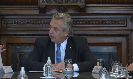El presidente Alberto Fernández se sumó esta mañana a la reunión de Gabinete. El presidente Alberto Fernández se sumó esta mañana a la reunión de Gabinete.