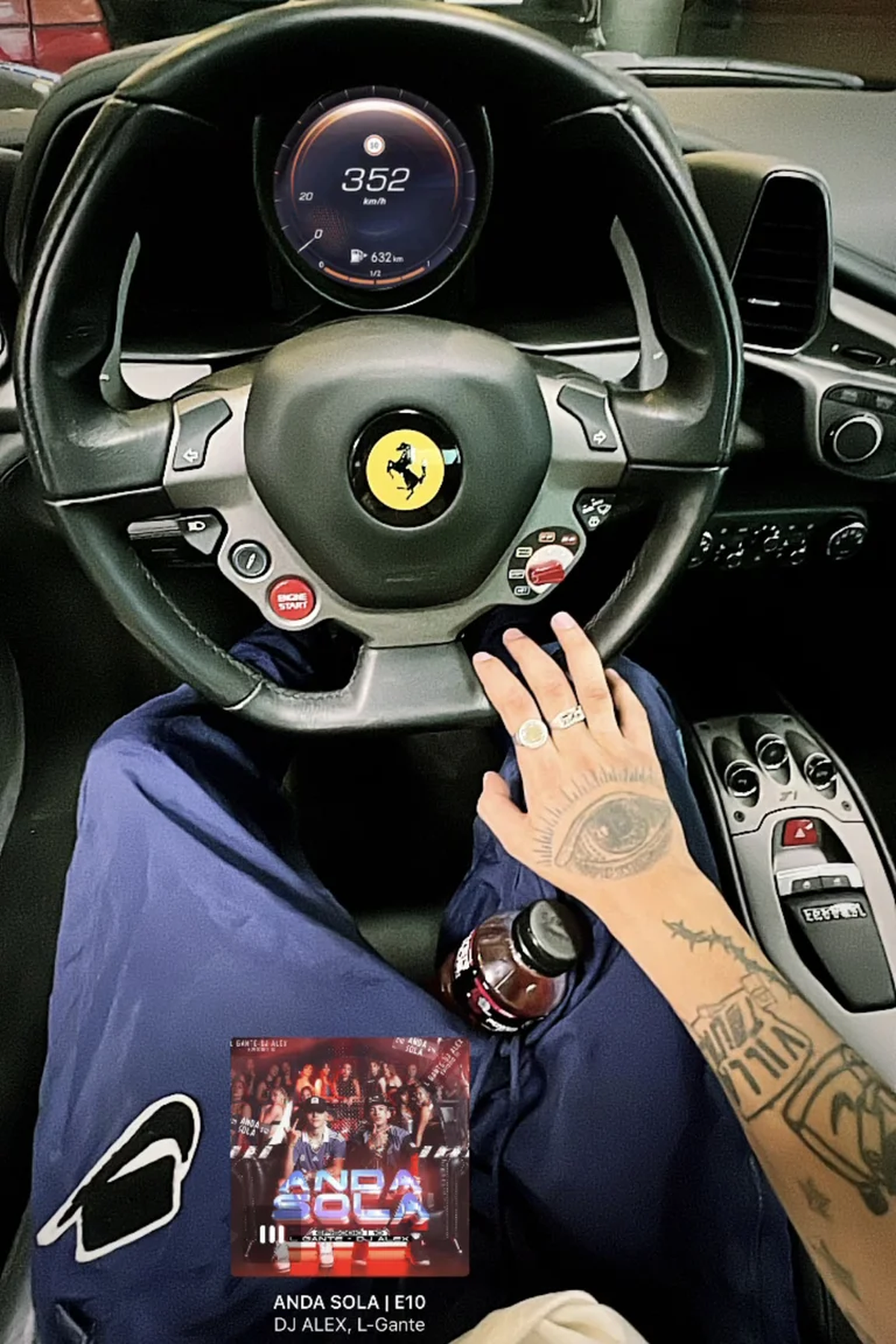 L-Gante gastó más de medio millón de dólares en una Ferrari.