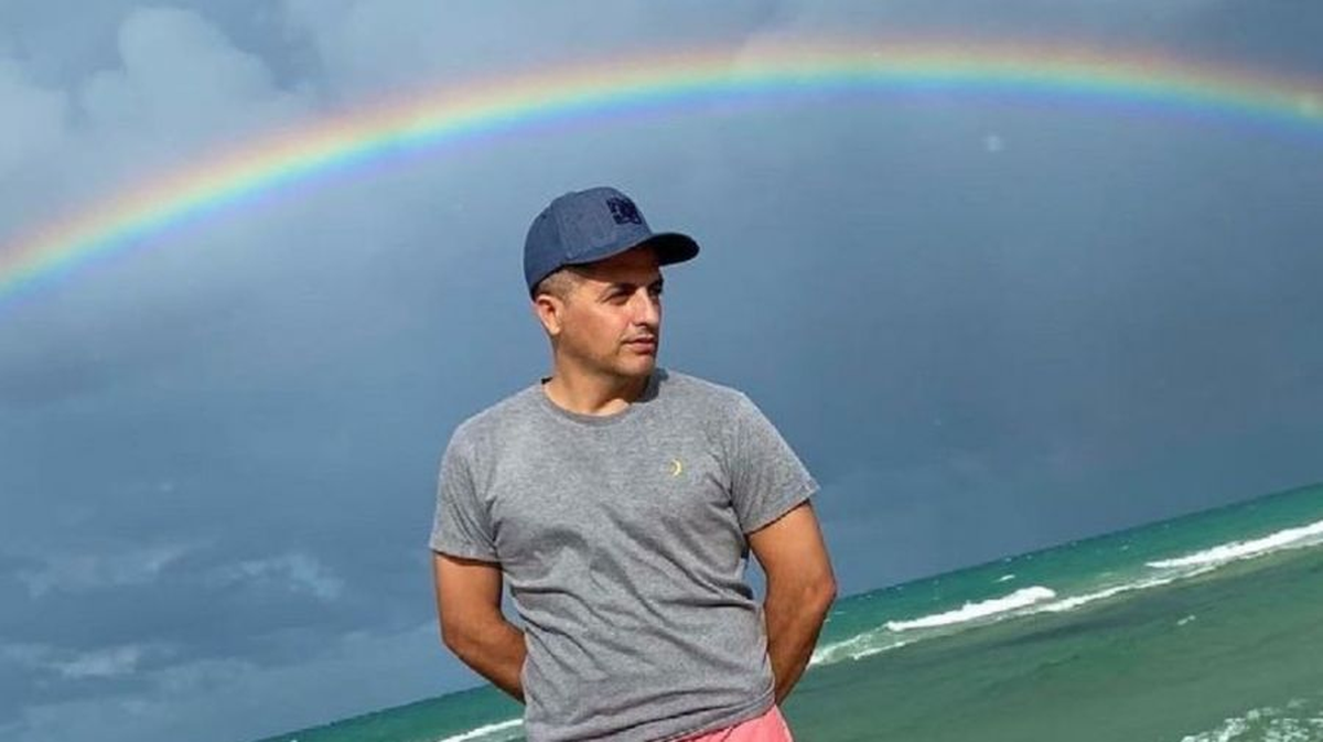 Ángel de Brito resguarda su privacidad familiar y respeta que a su pareja no le interese figurar.