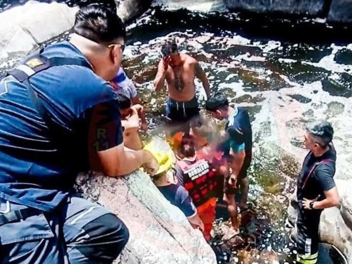 Conmoción en Córdoba: un hombre se metió al río para sacar una ojota de su hija y murió ahogado