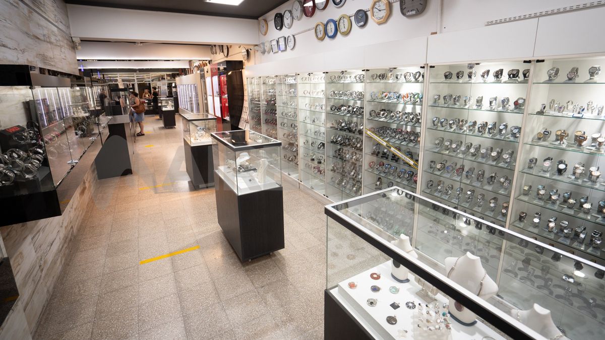 Así luce en la actualidad el interior de la sede central de Joyería Galeota, en avenida Aristóbulo del Valle. Así luce en la actualidad el interior de la sede central de Joyería Galeota, en avenida Aristóbulo del Valle.