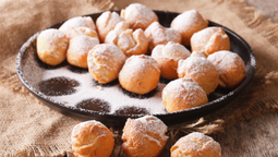 altText(Buñuelos de Pascua: el dulce casero de 6 ingredientes que se hace más rápido que la rosca)}
