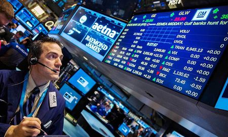 En la última rueda los bonos Globales tuvieron un desplome generalizado y el riesgo país volvió a subir. En la última rueda los bonos Globales tuvieron un desplome generalizado y el riesgo país volvió a subir.