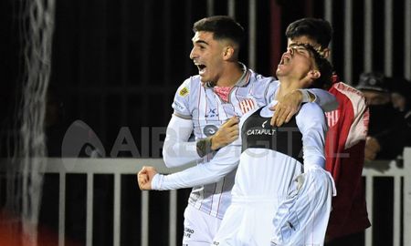 Con gol de Dómina, Unión venció a Banfield y arrancó el torneo con el pie derecho Con gol de Dómina, Unión venció a Banfield y arrancó el torneo con el pie derecho