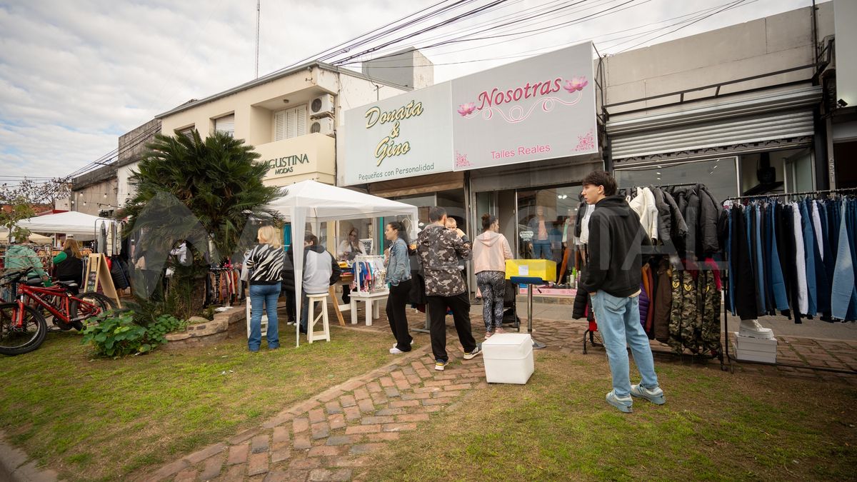 La mayoría de los comercios definió trabajar con normalidad el viernes y cerrar sus puertas el lunes. La mayoría de los comercios definió trabajar con normalidad el viernes y cerrar sus puertas el lunes.