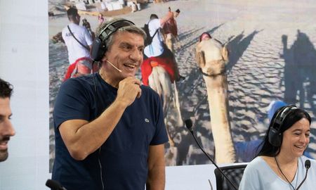 Agustín Nicolet, Adriel Driussi y Julián Brochero hicieron una divertida excursión en camello por el desierto de Doha, antes del amistoso de Argentina este miércoles. Agustín Nicolet, Adriel Driussi y Julián Brochero hicieron una divertida excursión en camello por el desierto de Doha, antes del amistoso de Argentina este miércoles.