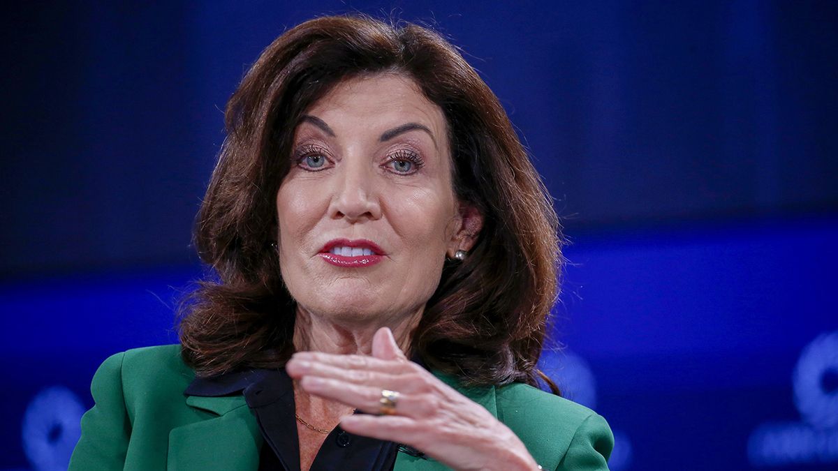 Kathy Hochul retiene el poder en Nueva York