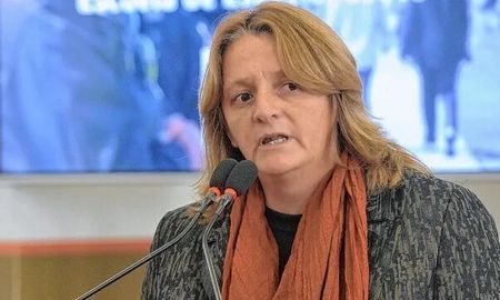 Ana Viglione es la nueva subsecretaría de Articulación de Procesos de Reforma Institucional de Santa Fe. Ana Viglione es la nueva subsecretaría de Articulación de Procesos de Reforma Institucional de Santa Fe.