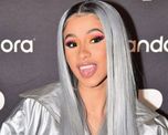 cardi b fue sorprendida haciendo poses hot en el mar cardi b fue sorprendida haciendo poses hot en el mar