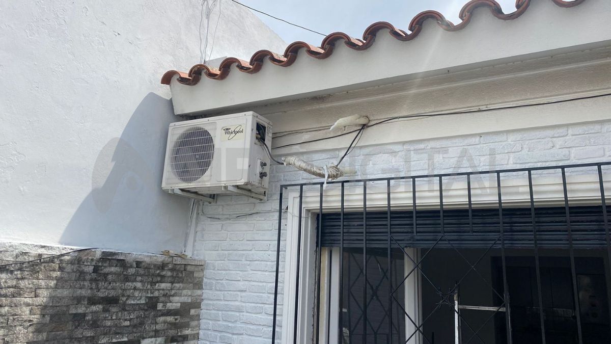Ola de robos en el barrio Mariano Comas: se llevaron los caños de un aire acondicionado