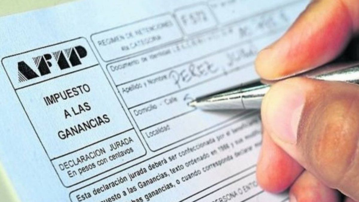 En la provincia de Santa Fe, unos 98.000 contribuyentes dejarán de pagar el Impuesto a las Ganancias si se aprueba el proyecto.