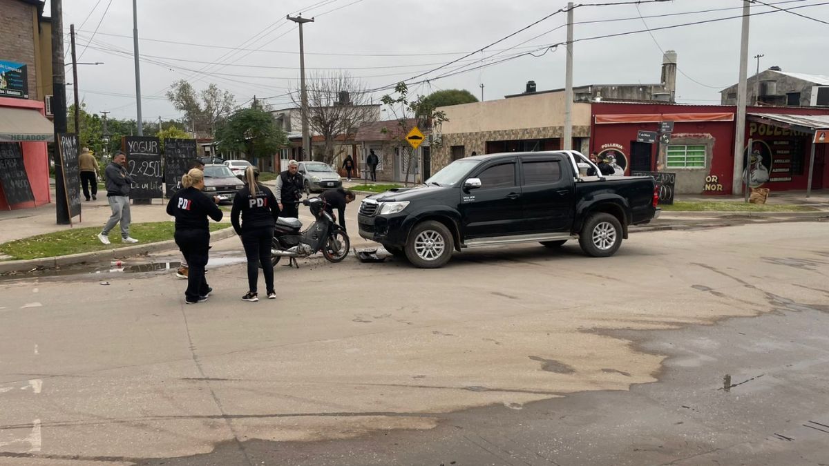 En el lugar donde se desarrolló el accidente, ambas calles son doble mano. En el lugar donde se desarrolló el accidente, ambas calles son doble mano.
