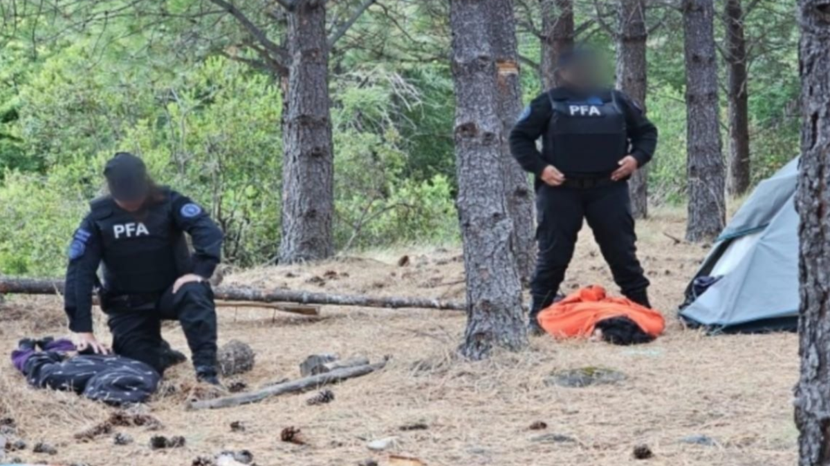 Video: así detuvieron a una mujer por los incendios forestales en Esquel