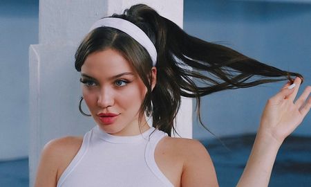Malena Narvay volvió como cantante y su nueva canción Alerta fue tendencia en Twitter