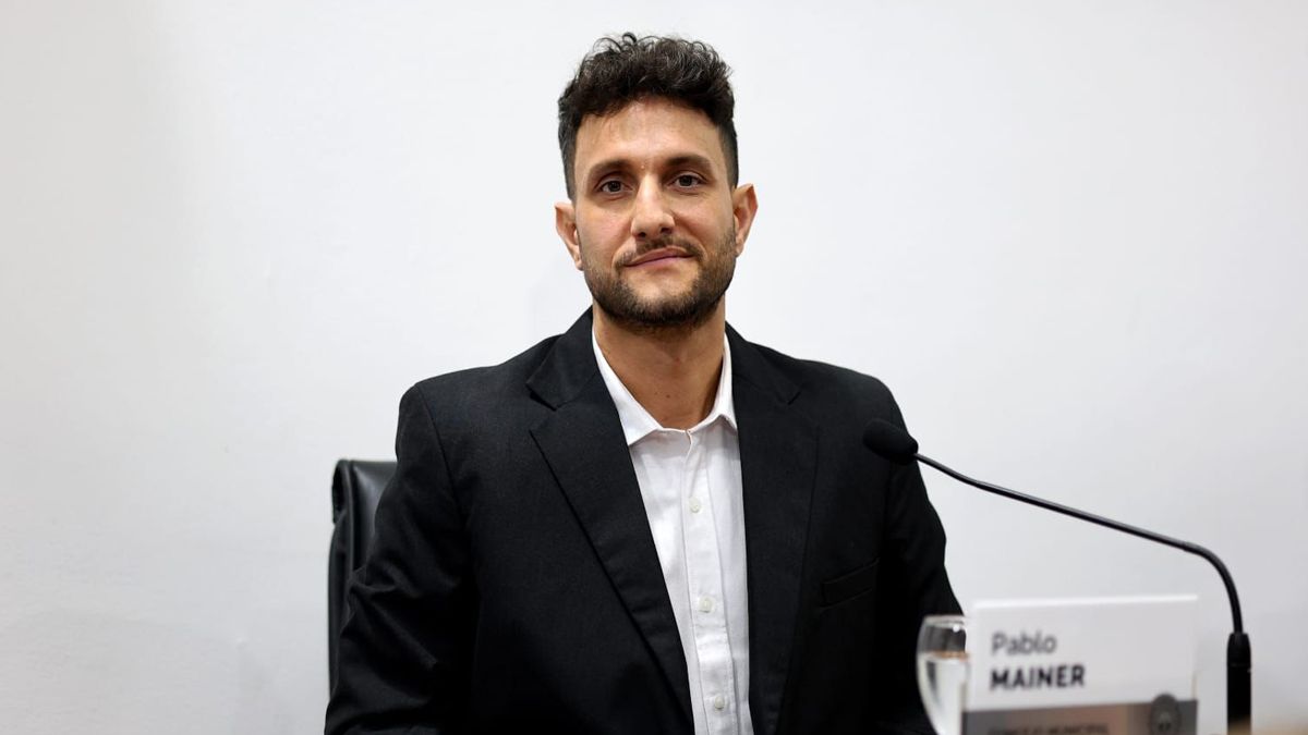 El proyecto para fomentar la vida digital equilibrada y segura en Santa Fe fue presentado por el concejal Pablo Mainer (CREO-Unidos).