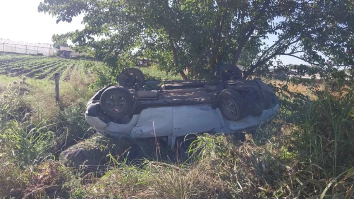 Un hombre de 68 años murió tras volcar con su camioneta en el cruce de la Ruta 6 y la 215.