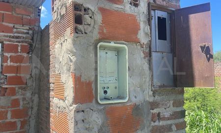 En una misma noche, robaron tres medidores de diferentes viviendas en barrio Adelina Centro de la ciudad de Santo Tomé. En una misma noche, robaron tres medidores de diferentes viviendas en barrio Adelina Centro de la ciudad de Santo Tomé.