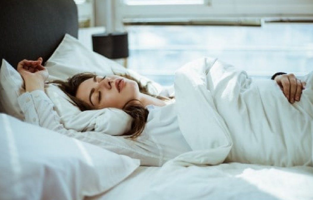 Qué puede pasar si se duerme menos de 6 horas diarias