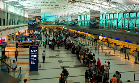Las principales aerolíneas ya programan sus vuelos para los próximos meses ante la apertura dictada por el Gobierno nacional el 19 de octubre. Las principales aerolíneas ya programan sus vuelos para los próximos meses ante la apertura dictada por el Gobierno nacional el 19 de octubre.
