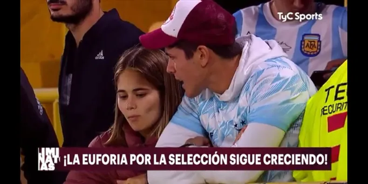 Julieta Illescas y Marcos Ginocchio en la cancha. Julieta Illescas y Marcos Ginocchio en la cancha.
