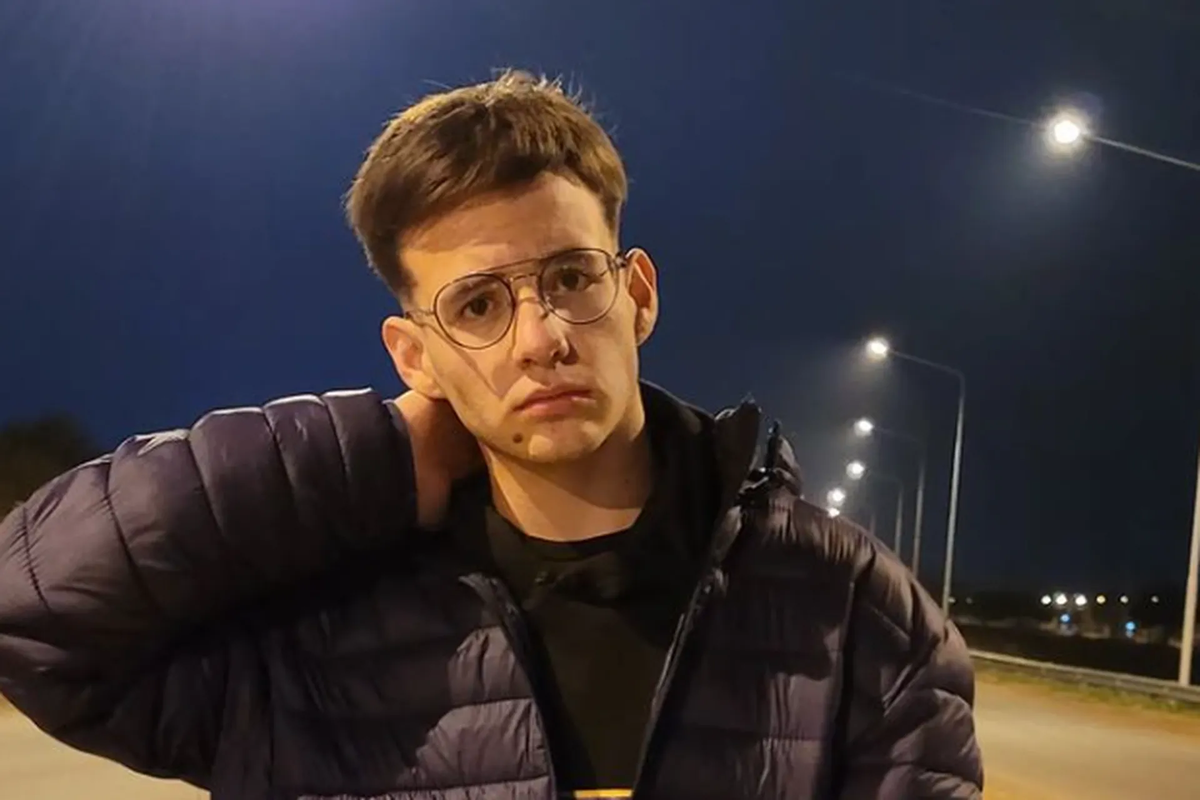 Lionel cursa actualmente el cuarto año en la escuela secundaria.