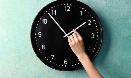 cambio horario noviembre 2024 en argentina: ¿se adelanta o atrasa el reloj?, ¿se duerme mas o menos? cambio horario noviembre 2024 en argentina: ¿se adelanta o atrasa el reloj?, ¿se duerme mas o menos?