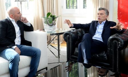 en medio del debate por las tarifas, macri ira a ezeiza a despedir a la seleccion en medio del debate por las tarifas, macri ira a ezeiza a despedir a la seleccion