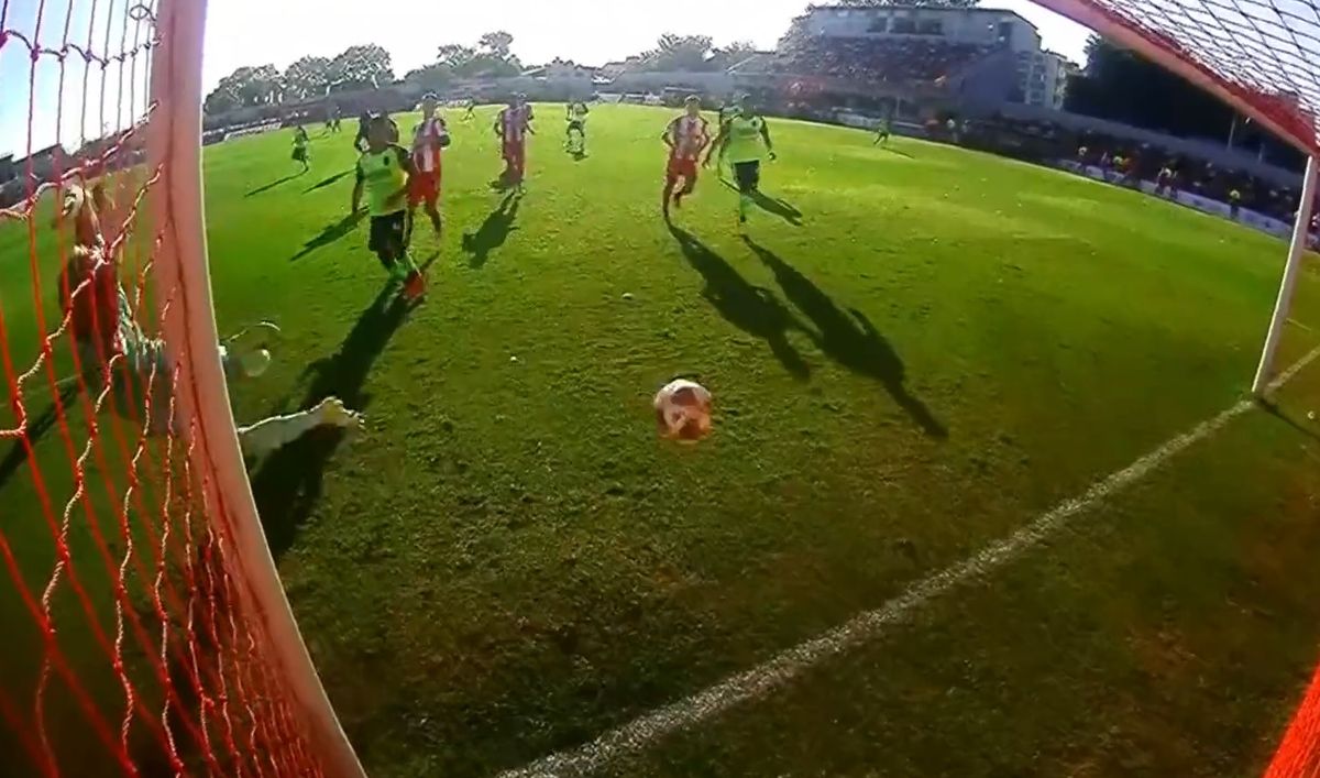 Maxi Rodríguez reventó el travesaño y Unión se salvó. Barracas Central estuvo a punto de ponerse nuevamente en ventaja.