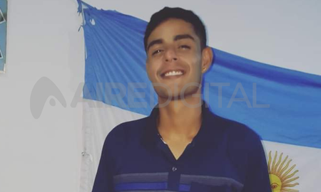 Apareció sano y salvo, Ariel Peralta, el rafaelino que estaba desaparecido hace casi tres días. Apareció sano y salvo, Ariel Peralta, el rafaelino que estaba desaparecido hace casi tres días.